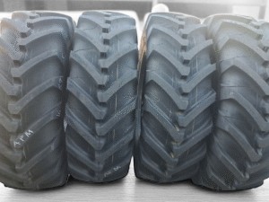 Michelin XMCL 440/80R28(4) 156A8 AFM