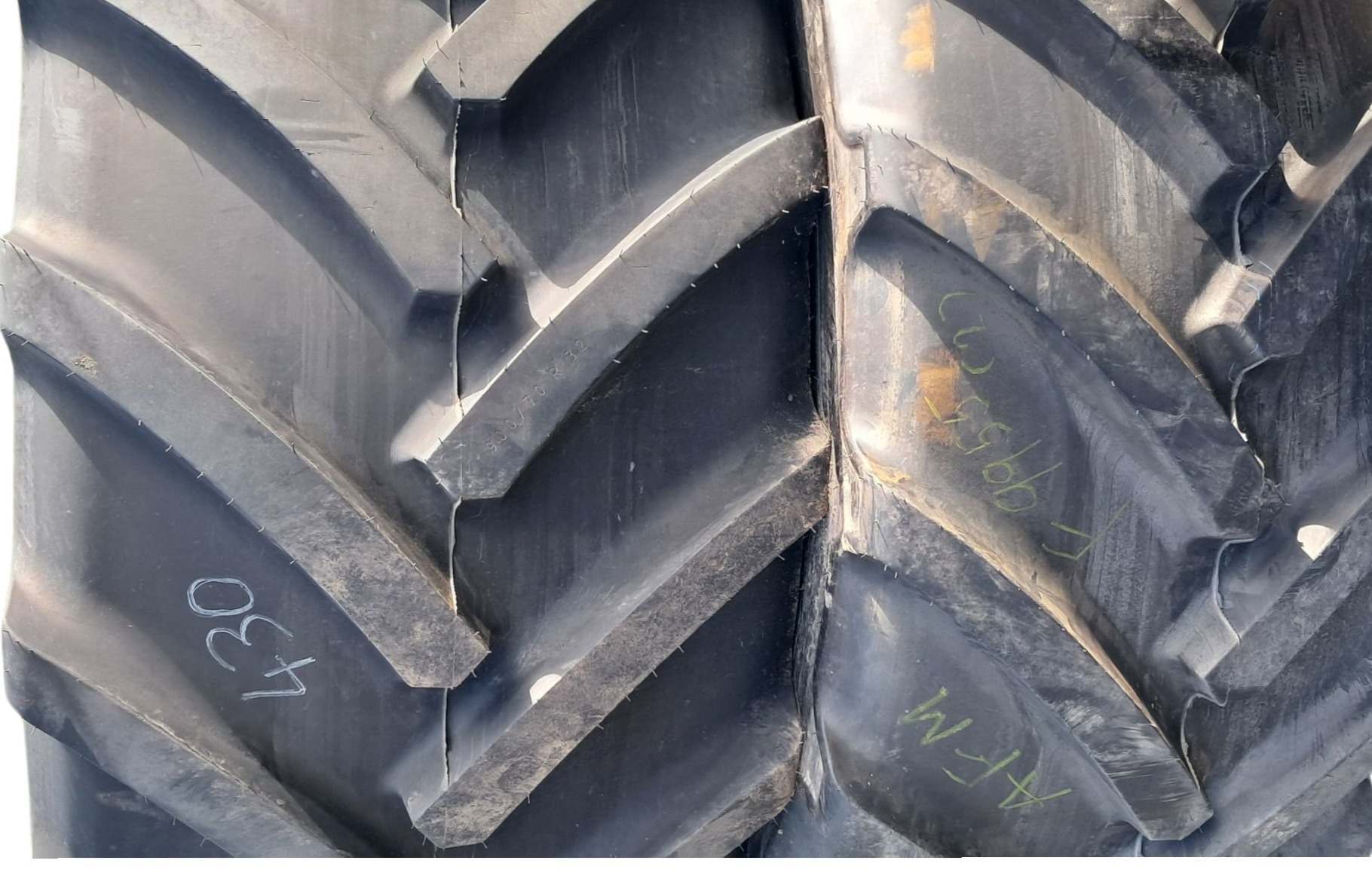 Mitas 900/70R32(2) CHO SVT AFM/182A8 (179B) TL