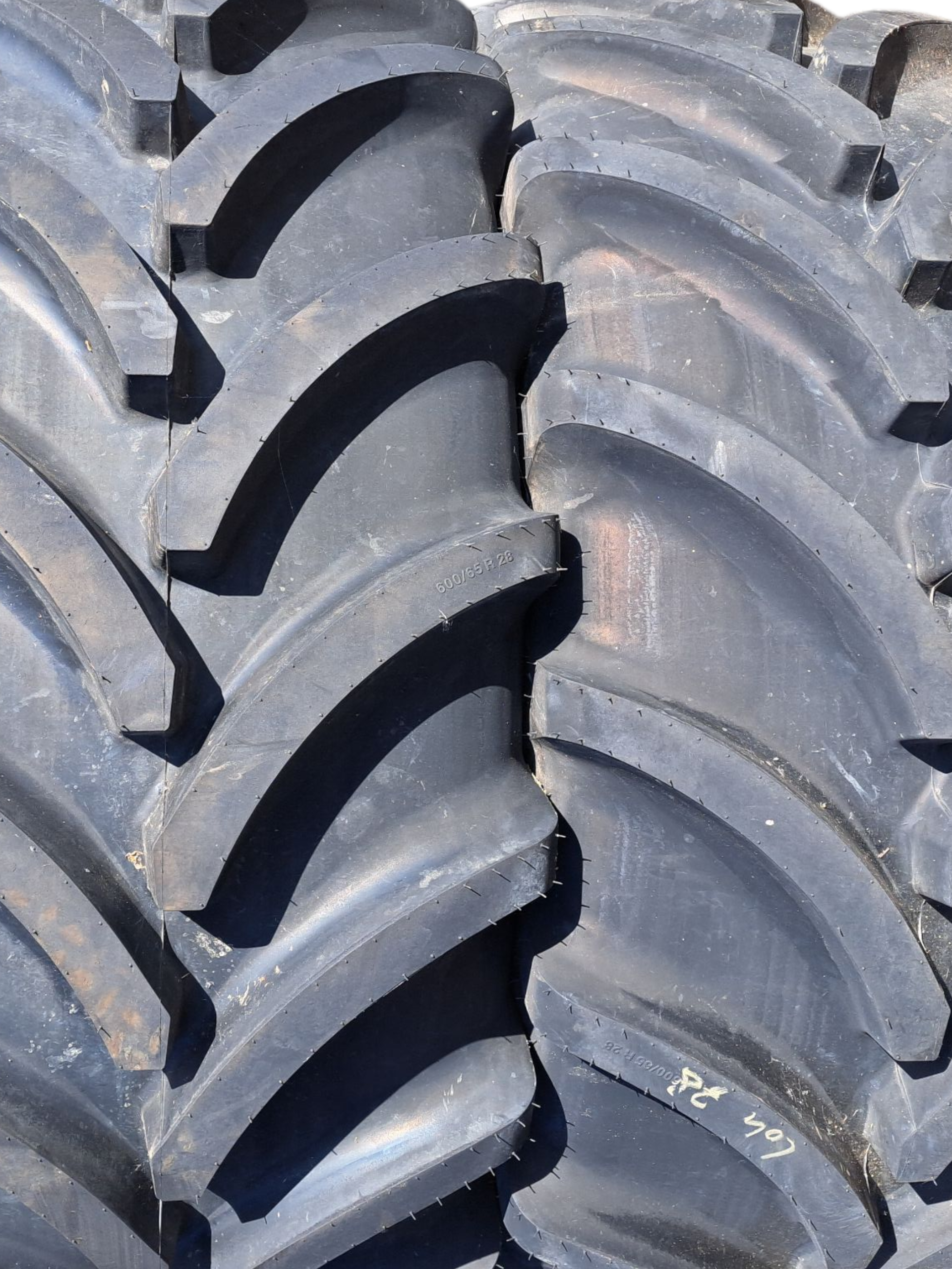 Vredestein 600/65R28(2) Traxion XXL 147D TL
AFM